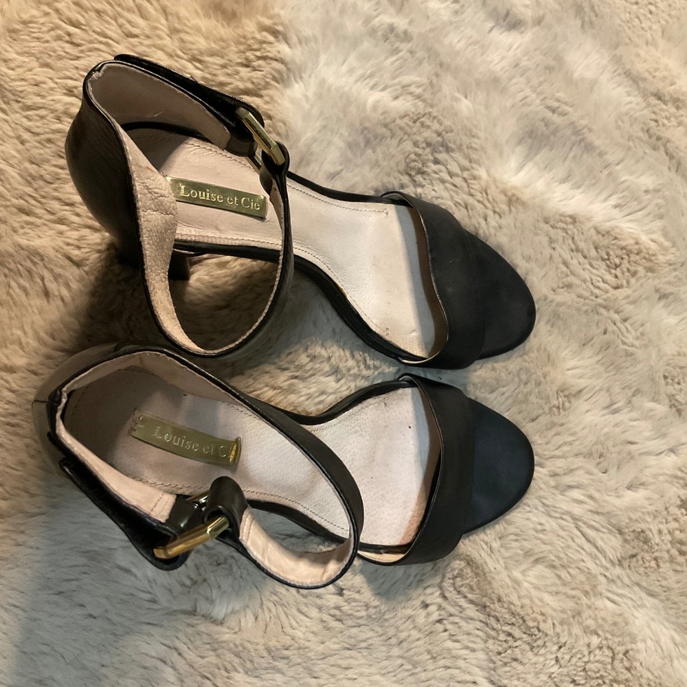 Louise et Cie Size 39 8.5 Black Open Toe Heels Ankle Strap Block  Strappy Lo-Kai - Picture 7 of 9
